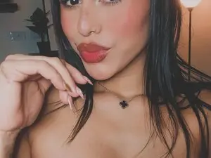 Hannah_Jensen_  live sex cam