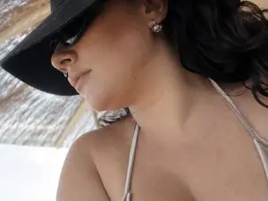Jessica2410  live sex cam