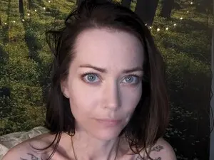 Kohlbird  live sex cam