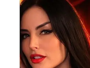 DanyWhitee  live sex cam