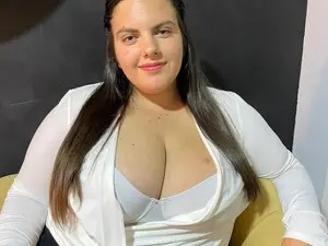 HUGE_Tittyes  live sex cam