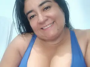 Lucysweet  live sex cam