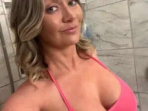 VitaminD_XXX  live sex cam