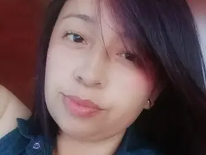 Lumi_84  live sex cam