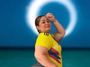 KristenStar  live sex cam