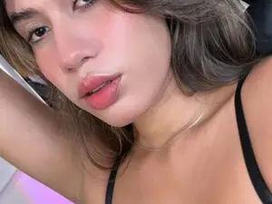 Chloejohanson  live sex cam