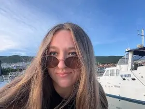 NikaVeira  live sex cam