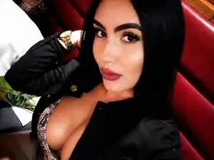 YoungRedVelvet  live sex cam