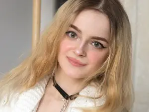 Mistiva  live sex cam