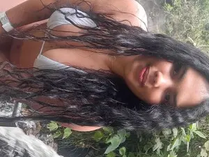 Tiana_James1  live sex cam