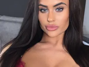 AlluringEsme  live sex cam