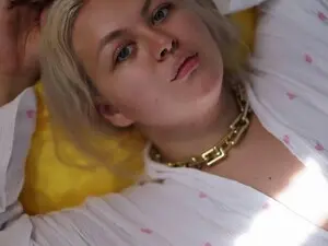 Horny_Cake  live sex cam