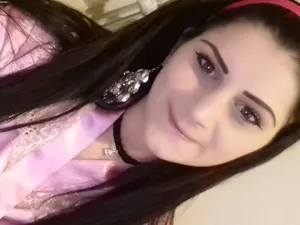 Fiama77  live sex cam