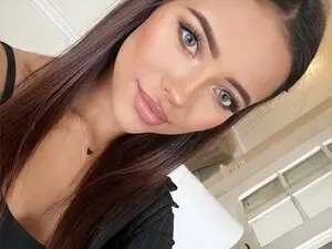 KeylaMoont  live sex cam