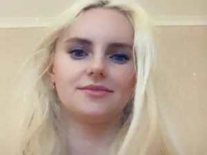 RAISA_AFIFI_  live sex cam