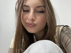 Real_cutie  live sex cam