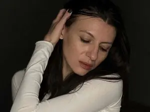 CherryLips  live sex cam