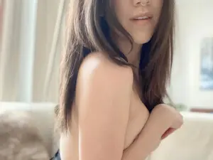 Mirah  live sex cam