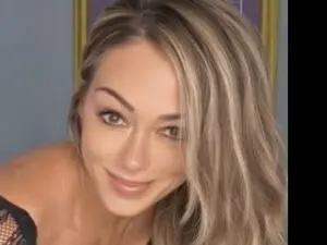 JuliaSweet  live sex cam