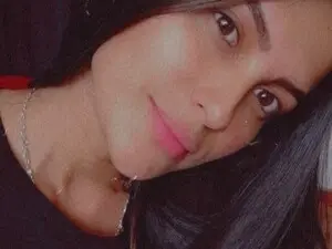 MartinaGm  live sex cam