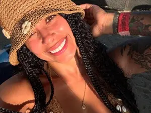 Alisson_brown  live sex cam