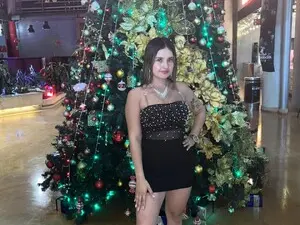 DahianaMoss  live sex cam