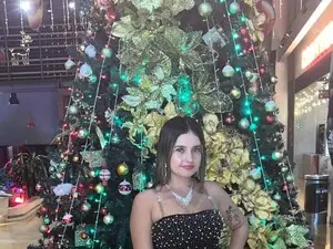 DahianaMoss  live sex cam
