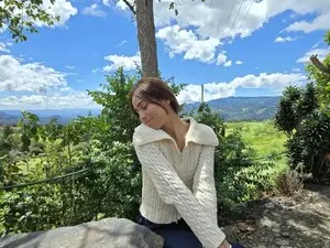 Xialing  live sex cam