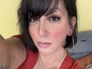 Curvyasfuck  live sex cam