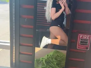 Varistyviolet  live sex cam