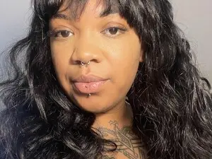 Emotits  live sex cam