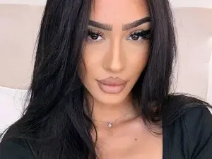 ChloeObril  live sex cam