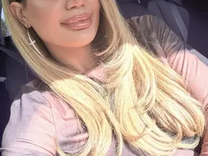 Bomb_Ass  live sex cam