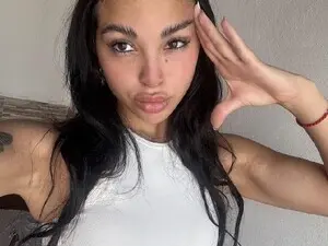 LuciaLuna  live sex cam