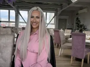 KarlaB  live sex cam