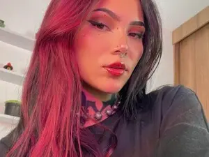 Sara_queen  live sex cam