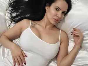 LadyMillion  live sex cam