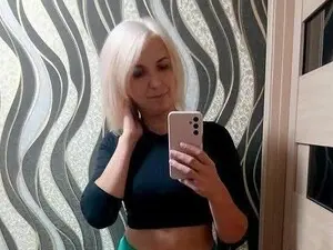 White_Queen  live sex cam
