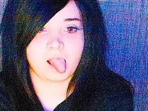 Trixiedoescam  live sex cam