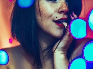 VictoriaMeow  live sex cam