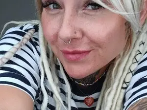 PixieDread  live sex cam