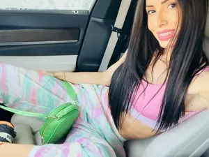 Bellahot77  live sex cam