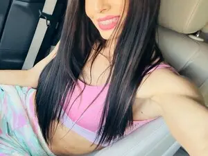 Bellahot77  live sex cam