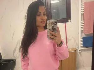 Rebecka_sweet  live sex cam