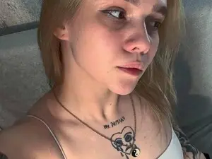 Sarah_Wonder  live sex cam