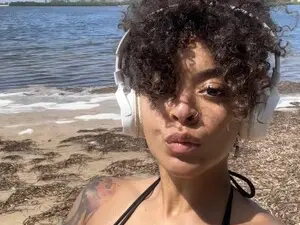 Dawndidit  live sex cam