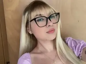 EmilyHanz  live sex cam
