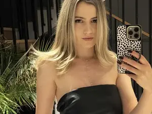 HappyEndings_  live sex cam