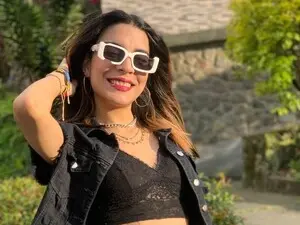 Aylastonne  live sex cam