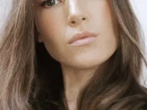 Hornyharriet1  live sex cam